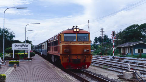 Bahn in Thailand